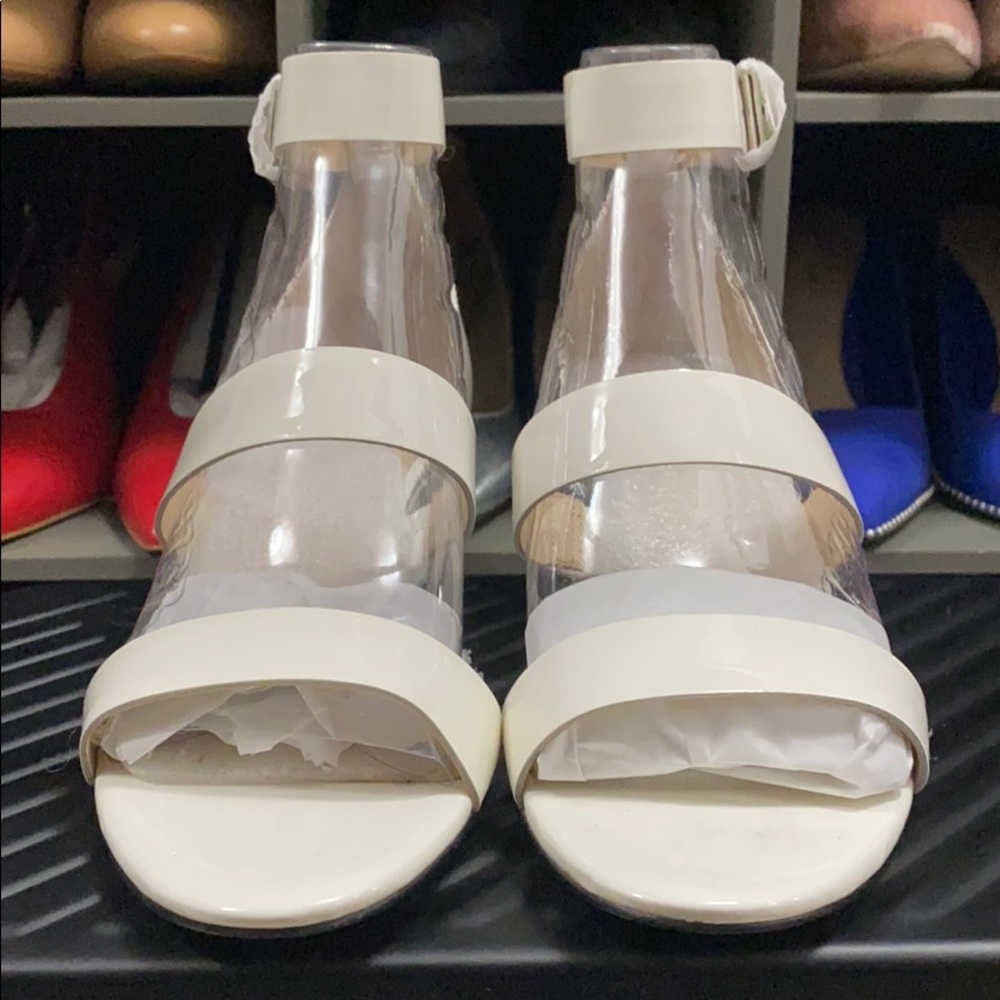 Vince Camuto Off White Sandals